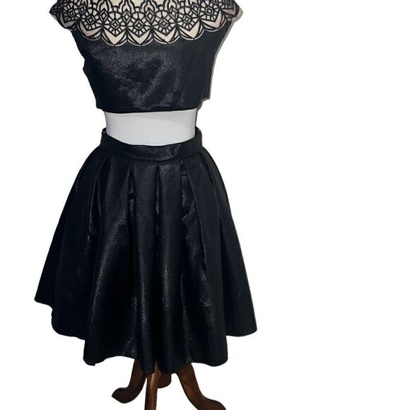 Sherri Hill Black Short Dress A-Line Cut-Outs Illusion Neck Lace sz 6 READ HOCO - Picture 5 of 13
